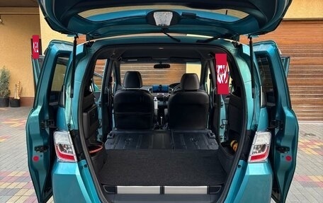 Honda Freed I, 2012 год, 1 300 000 рублей, 8 фотография