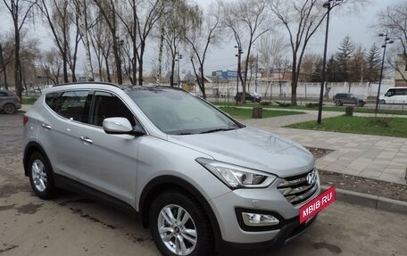 Hyundai Santa Fe III рестайлинг, 2013 год, 3 250 000 рублей, 2 фотография