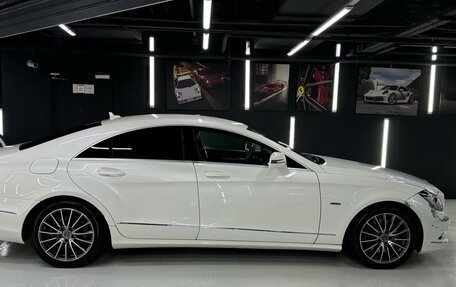 Mercedes-Benz CLS, 2012 год, 2 100 000 рублей, 2 фотография