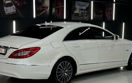 Mercedes-Benz CLS, 2012 год, 2 100 000 рублей, 3 фотография