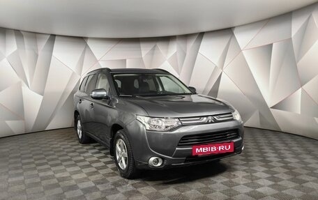 Mitsubishi Outlander III рестайлинг 3, 2013 год, 1 498 000 рублей, 3 фотография