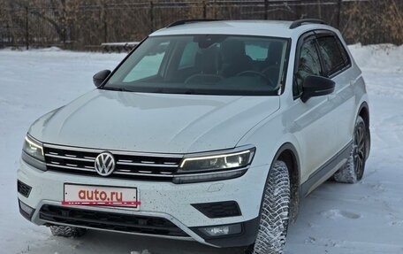 Volkswagen Tiguan II, 2019 год, 3 299 000 рублей, 10 фотография