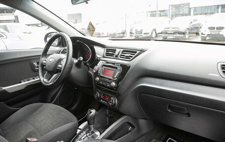 KIA Rio III рестайлинг, 2013 год, 899 000 рублей, 19 фотография