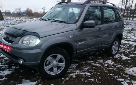 Chevrolet Niva I рестайлинг, 2014 год, 620 000 рублей, 2 фотография