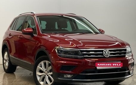 Volkswagen Tiguan II, 2017 год, 2 730 000 рублей, 4 фотография