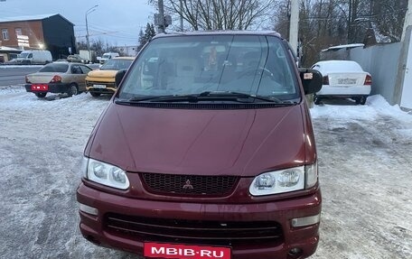 Mitsubishi Space Gear I рестайлинг, 1998 год, 760 000 рублей, 1 фотография