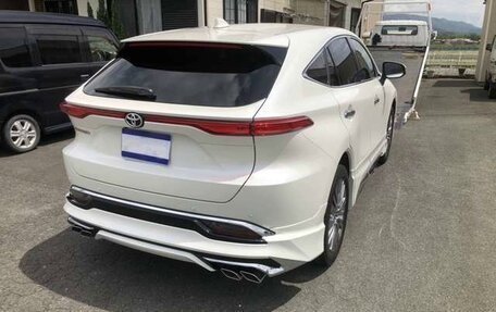 Toyota Harrier, 2020 год, 2 385 000 рублей, 3 фотография