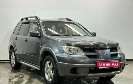 Mitsubishi Outlander III рестайлинг 3, 2005 год, 776 000 рублей, 3 фотография