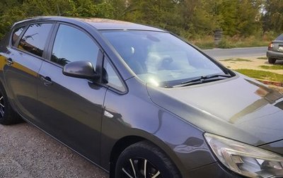 Opel Astra J, 2011 год, 800 000 рублей, 1 фотография