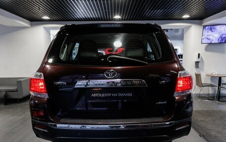 Toyota Highlander III, 2011 год, 2 250 000 рублей, 8 фотография