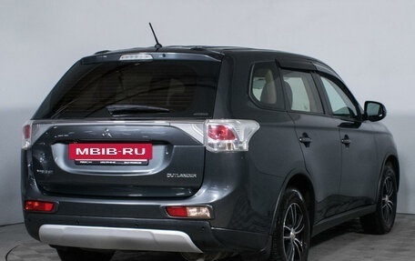 Mitsubishi Outlander III рестайлинг 3, 2014 год, 5 фотография