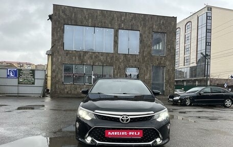 Toyota Camry, 2017 год, 2 350 000 рублей, 12 фотография