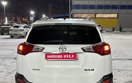 Toyota RAV4, 2012 год, 1 710 000 рублей, 12 фотография