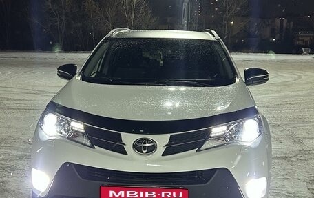 Toyota RAV4, 2012 год, 1 710 000 рублей, 3 фотография