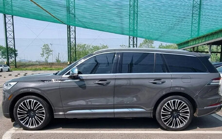 Lincoln Aviator II, 2021 год, 5 000 000 рублей, 2 фотография