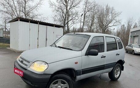 Chevrolet Niva I рестайлинг, 2005 год, 295 000 рублей, 1 фотография