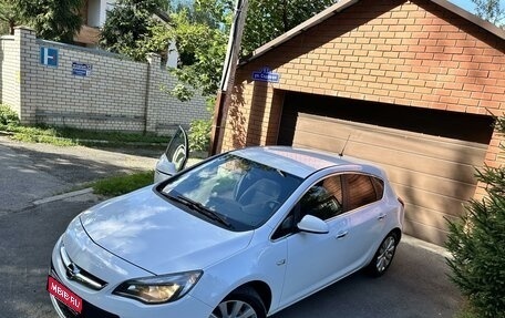 Opel Astra J, 2012 год, 1 100 000 рублей, 1 фотография