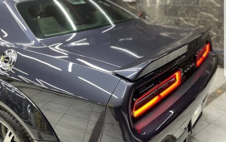 Dodge Challenger III рестайлинг 2, 2019 год, 4 300 000 рублей, 8 фотография