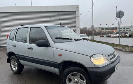 Chevrolet Niva I рестайлинг, 2005 год, 295 000 рублей, 2 фотография