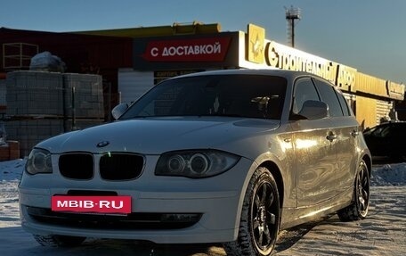 BMW 1 серия, 2011 год, 850 000 рублей, 4 фотография