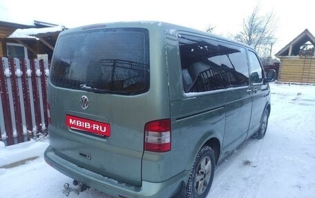 Volkswagen Caravelle T5, 2007 год, 1 650 000 рублей, 4 фотография