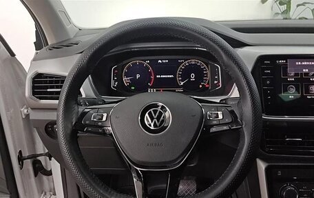 Volkswagen T-Cross I, 2022 год, 1 770 000 рублей, 7 фотография