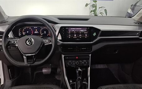 Volkswagen T-Cross I, 2022 год, 1 770 000 рублей, 6 фотография