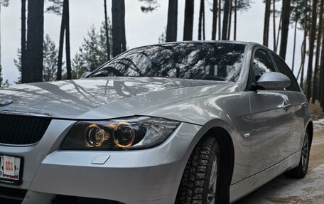 BMW 3 серия, 2005 год, 800 000 рублей, 3 фотография