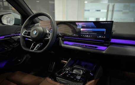 BMW 5 серия, 2024 год, 11 400 000 рублей, 23 фотография