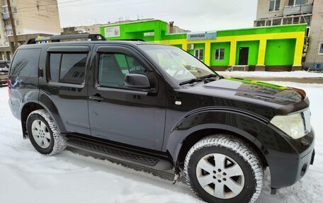 Nissan Pathfinder, 2006 год, 930 000 рублей, 10 фотография