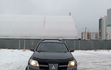 Mitsubishi Outlander III рестайлинг 3, 2008 год, 605 000 рублей, 4 фотография