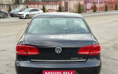 Volkswagen Passat B7, 2013 год, 1 080 000 рублей, 4 фотография