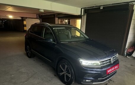 Volkswagen Tiguan II, 2017 год, 2 650 000 рублей, 4 фотография