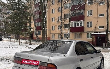 Nissan Primera II рестайлинг, 1995 год, 190 000 рублей, 3 фотография