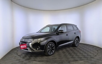 Mitsubishi Outlander III рестайлинг 3, 2021 год, 2 595 000 рублей, 1 фотография