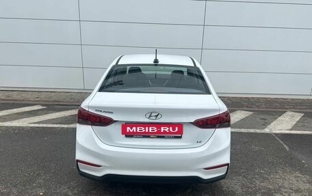 Hyundai Solaris II рестайлинг, 2018 год, 1 450 000 рублей, 5 фотография