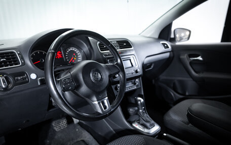 Volkswagen Polo VI (EU Market), 2013 год, 999 000 рублей, 10 фотография