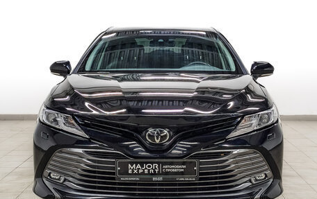 Toyota Camry, 2020 год, 3 350 000 рублей, 2 фотография