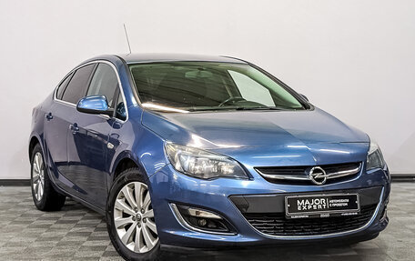 Opel Astra J, 2015 год, 1 100 000 рублей, 3 фотография