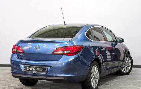 Opel Astra J, 2015 год, 1 100 000 рублей, 5 фотография