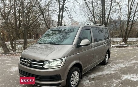 Volkswagen Caravelle T6 рестайлинг, 2019 год, 4 000 000 рублей, 2 фотография