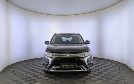 Mitsubishi Outlander III рестайлинг 3, 2021 год, 2 595 000 рублей, 2 фотография