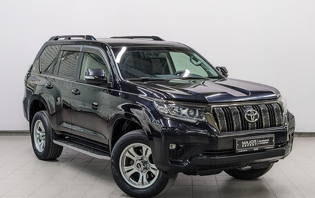 Toyota Land Cruiser Prado 150 рестайлинг 2, 2021 год, 6 450 000 рублей, 3 фотография