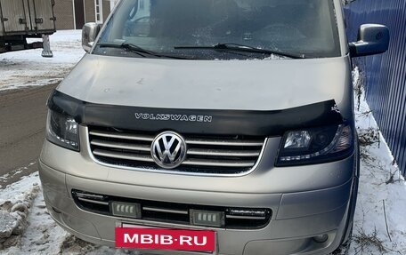 Volkswagen Caravelle T5, 2008 год, 1 655 000 рублей, 10 фотография