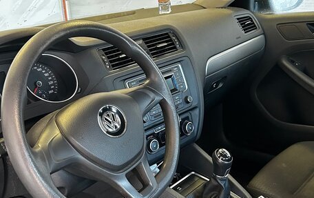 Volkswagen Jetta VI, 2015 год, 700 000 рублей, 7 фотография