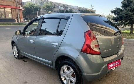 Renault Logan I, 2010 год, 550 000 рублей, 4 фотография