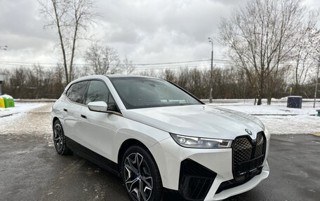 BMW iX, 2022 год, 10 875 000 рублей, 3 фотография