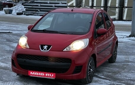 Peugeot 107 I рестайлинг, 2011 год, 410 000 рублей, 11 фотография