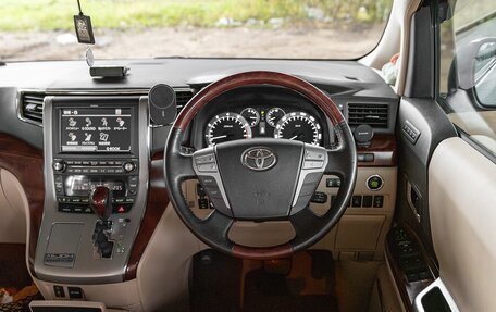 Toyota Vellfire I, 2009 год, 2 700 000 рублей, 8 фотография