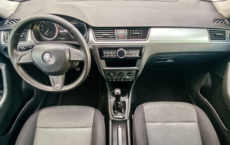 Skoda Rapid I, 2015 год, 849 200 рублей, 21 фотография